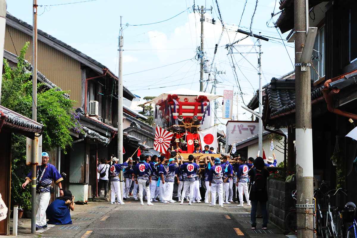 中村町 日和佐八幡神社